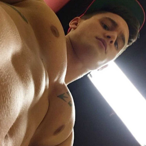 themalenipple:Johnny Hill giving Dante Colle nipple attention 