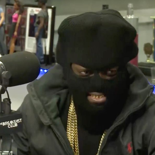 directedbyyeezus:  “not all men” you’re right, Frank Ocean would never do this because he ain’t doing shit. Where you at Frank? Where ya album at Frank?