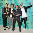 phoebedysktra:  Marianas Trench’s red carpet arrival at the 2014 MMVAs.  THESE FUCKING FABULOUS GUYS THO!!!!! &lt;3