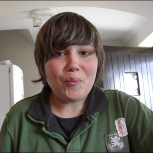 shelleyheart:  i’m gonna make a follow forever of george shelley blogs so yeah reblog this and you might be in it :)