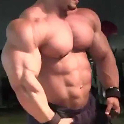 muscleryb:Ole Kristian VaagaFull muscle roids I wonder if his cock is full of thick veinz like the rest of his body????