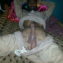 haurukoh:  mrfiq99991:  Pakistan jual karpet  Cute Pakistani  I want to be in front him