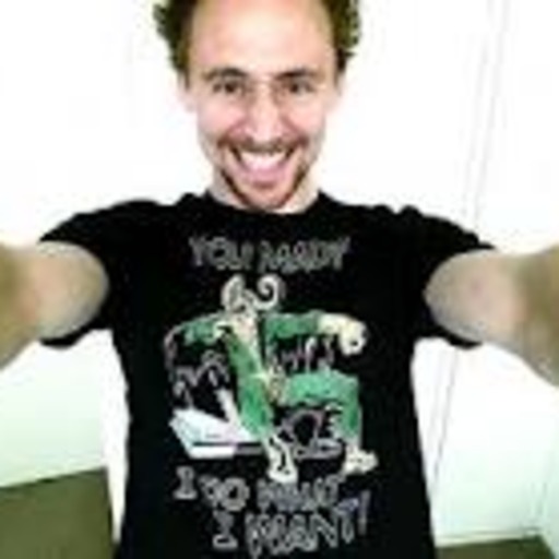 XXX tom-sits-like-a-whore:  hiddleslokid:  Tom photo