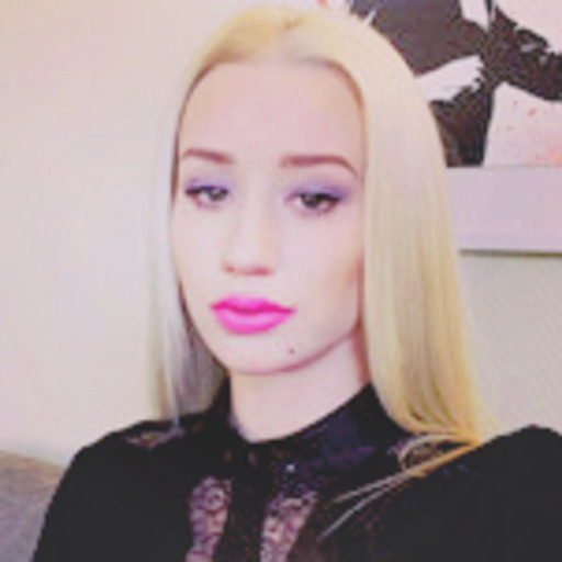 jaiquanda:  suqmydiqtbh:  iconjenniferlopez:  fyeahiggy: Iggy Azalea - Beg For It (Live on SNL) ft. MØ  someone on iggy’s team hates her and keeps sabotaging her :(  omg was that mo thing drunk or  I am laughing so hard