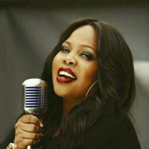 Porn Pics GLEE's Amber Riley to Lead DREAMGIRLS as