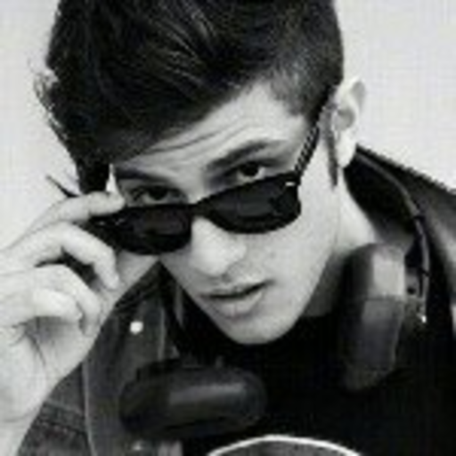 Alguem me manda uma ask !!!?*-*