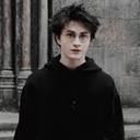 siriusdarkgrey: lily evans running into class late and out of breath and saying “sorry