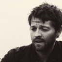 sweatermisha:  imagine canon sassy bisexual dean pissing someone off and his reaction