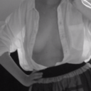 reblog if you dont have a bra on