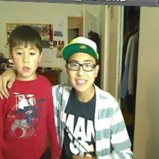 mauiwowieee:  directordevyn:  joooshv:   The Story of Kyle One day, when I was a freshman in high school, I saw a kid from my class walking home from school. His name was Kyle. It looked like he was carrying all of his books. I thought to myself, “Why