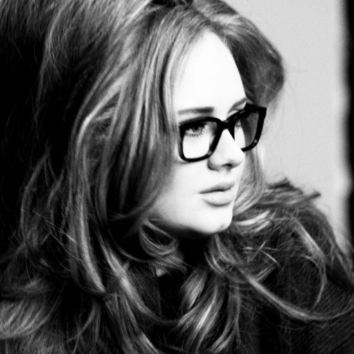 findingsomeonelikeyou:   Adele - BRIT Awards 2012 Intro  omg i love this 