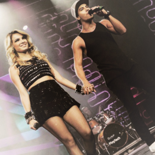 Status: Reblogando todos os gif's de somic do clipe 