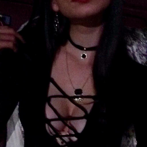 i feel like i should just go lesbian sometimes