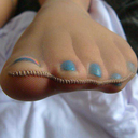 nylonloverluis: tannylontoes:   Make Pantyhose