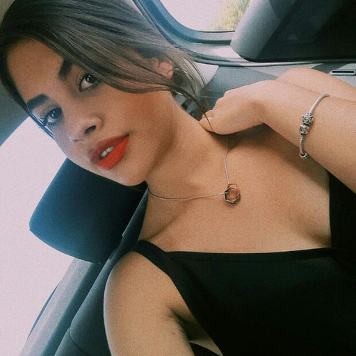 Yo Sigo De Pie ..