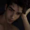 wholeheartedsuggestions:  i wanna lean my body against yours