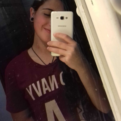 No vivas para que tu presencia se note, sino para que tu ausencia se sienta.