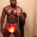 bulgewatcher504:  freaky ass dude busting