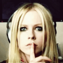 ...quando Marilyn Manson disse que gravou uma música com a Avril