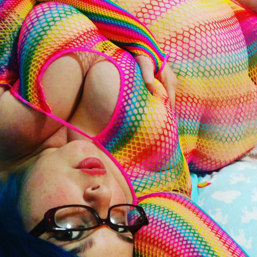 Porn queerpaccino:  Happy International Fisting photos
