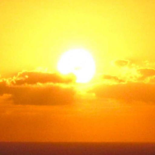 the-ineffable-bad-wolf:  sunlit-suggestions:If I cannot have you in my arms then I will keep you safe within my heart. 