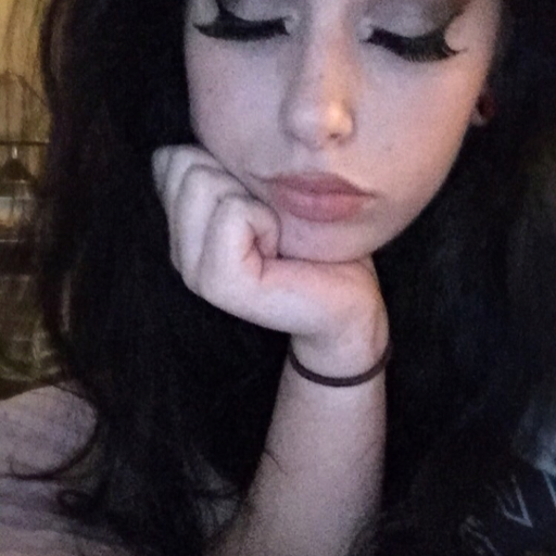 sadlilbrat:  i need drugs i need lots and lots of drugs