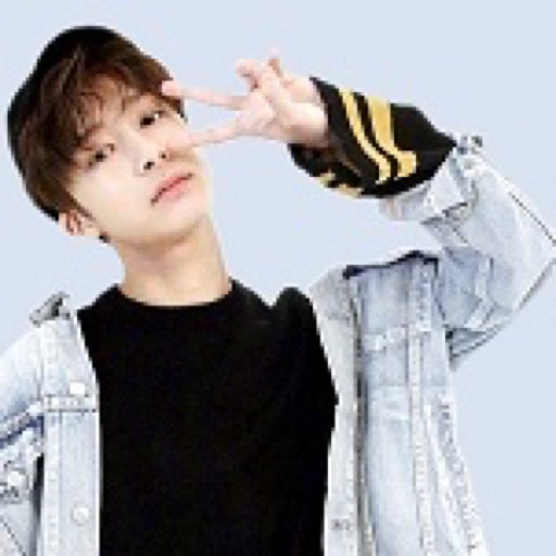 nnamkook:okay but i seriously need y'all to reblog this and tell me: are you an “all water tastes the same” person or an “all water tastes different” person???  I don’t know how there can be a “all water tastes the same” type