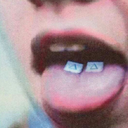 Elizabeth-Catarina: * Looks In The Mirror *  Whats That