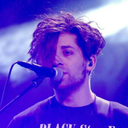 hailhood:  joetrohmanpng:  WOW OMG I WAS WEARING MY DADS SEX PISTOLS SHIRT BC IT