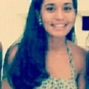 "Ninguém me quer". Deus quer. "Eu tô sozinho". Deus tá contigo. "Ninguém me entende". Deus entende. "Ninguém me ama". Deus ama. 