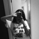 hayleymanola:   Sua reação ao ver isso:  
