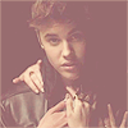 Justin: " Meus labios ainda nao experimentaram o de uma latina. "   Eu: