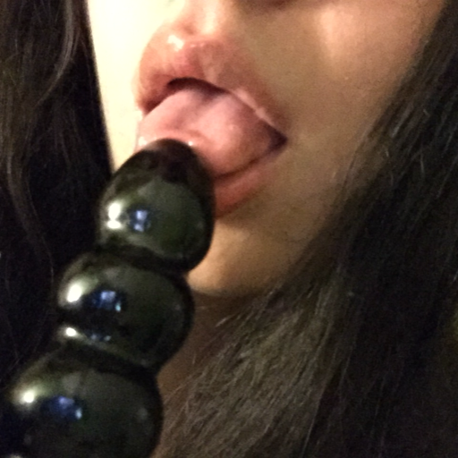cum-onmedaddy:  I need a daddy to play with.. porn pictures