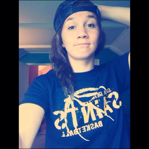justkeepcalmandskateon:  straight girls who give massages and cuddle you close at night are dangerous.