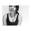 Odio emocionarme cuando me habla.