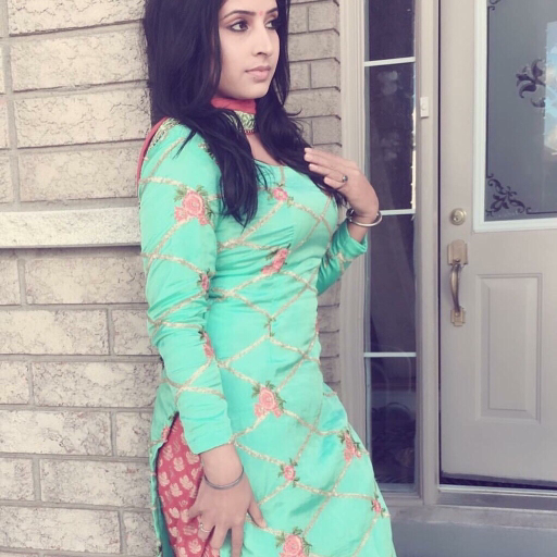 XXX Desi Queen photo