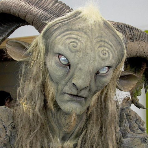 special-effects-makeup:    Greg Cannom at CMS, discussing Benjamin Button, Hannibal and Dracula      