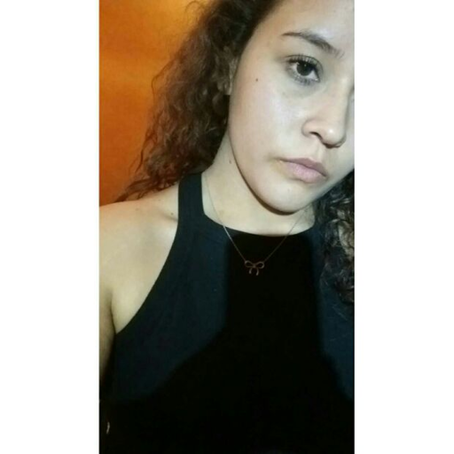 "No te vayas completamente de mi, por favor."