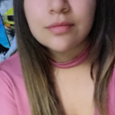 -YO: Préstame un lápiz?, -COMPAÑERO:No puedo, mi mamá no me deja