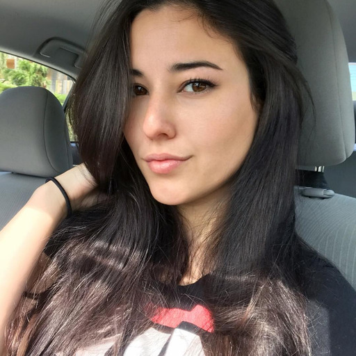 j2l5uki9:  angie varona instagram videos  She is so hot