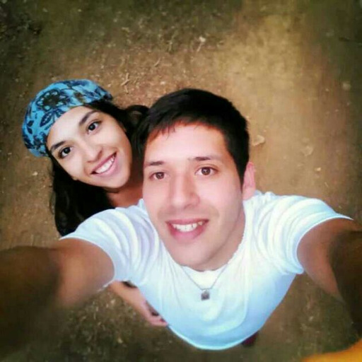 Te necesito a mi lado, necesito sentir tus abrazos, y tu voz diciendo que nunca me abandonarás, te necesito ahora, te necesito para siempre.