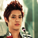 Athletic as Minho. :)   yangssong:  [Seungho]