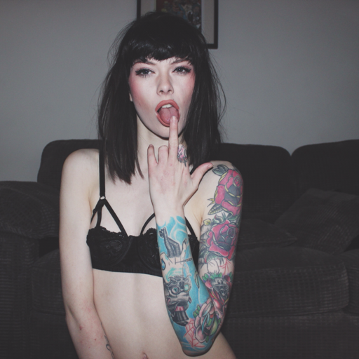 luna-vitae-suae:  lightning-has-struck:  adult photos