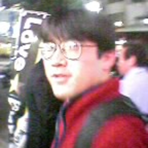hkdmz:  juk1:  wwwwwwwwwwww123:  biborok:  sumesi:  “ツイッターには、頭がよい人と、頭がよさそうに振舞う人がいる。フォロワーが多いのは、後者。” — Twitter / finalvent (via okada-k) (via nemoi) (via yo–ta–ka)