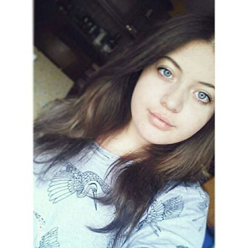 Rebloggt das und ich schreib jedem eine Nachricht zu seinem Blog undso 👽❤