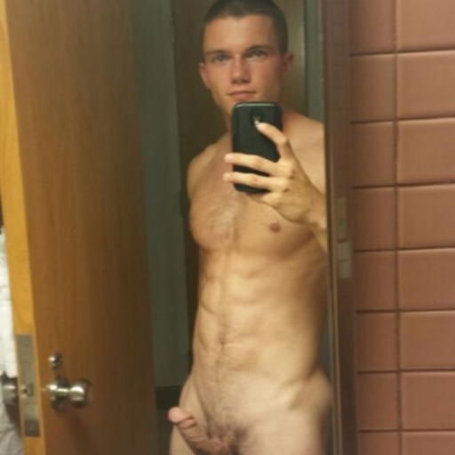 barebackboyslovecum:The joy of breeding