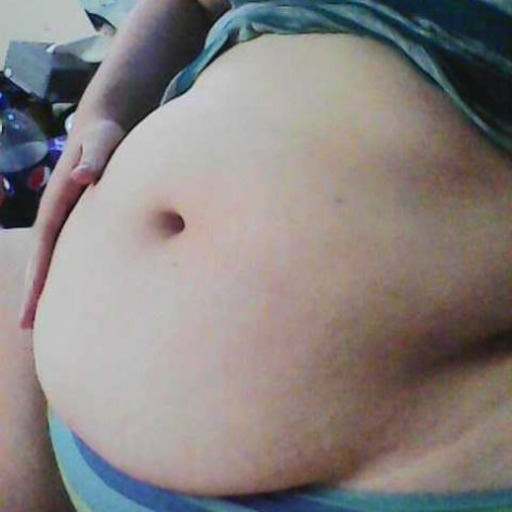 bellybursting:  Aaaaand here’s a video of my belly play! Enjoy~