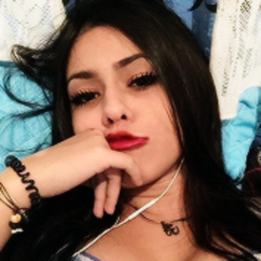 Coragem, moça. O mundo é tão grande e você tão jovem.