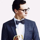 mycr0ftholmes:  *slowly rolls off bed and under it* don’t touch me till season