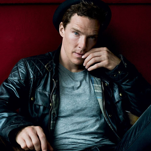 cumbertrekky:  Matt Schichter chats with Benedict Cumberbatch on MSN Exclusives.